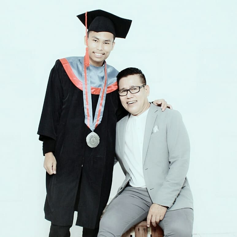 Selamat Atas Kelulusan Sarjana Akuntansi Universitas Kwik Kian Gie. Tahun 2016-2020 Mereka bertanya Kapan wisudanya Kami jawab Perjuangannya tidak sesederhana satu hari pakai toga. Selamat untuk kalian yang meraih gelar di tengah dunia yang terhenti.